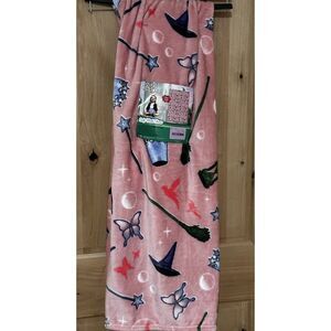 The Wizard of Oz Wicked Pink Soft Plush Throw 50x70 Inches NWT